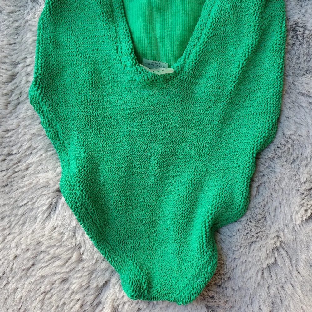 Hunza G Square Neck One Piece in Emerald - Picture 12 of 16